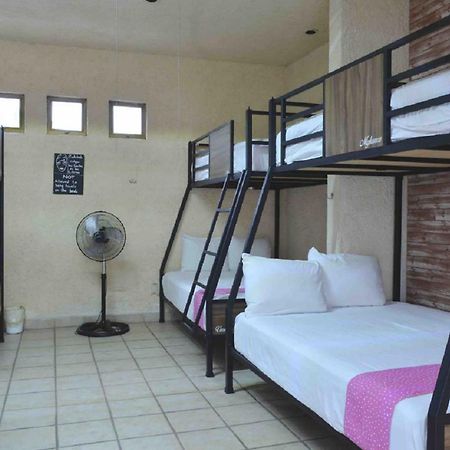 Hostalife غوادالاجارا المظهر الخارجي الصورة
